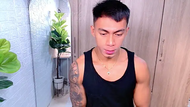 PinooyMilker online show from 10-05-25, 02:21