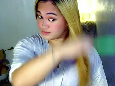 Snapshot of Annierose_ts chatting on 04-04-26, 01:26 Annierose ts online show from 04-04-26, 01:26