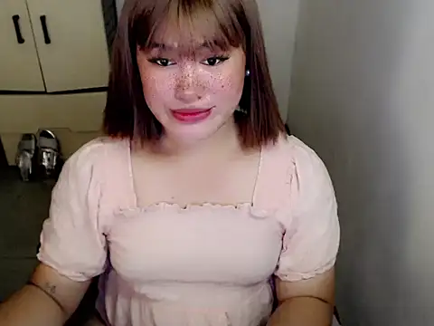Snapshot of Annierose_ts chatting on 05-16-26, 06:07 Annierose ts online show from 05-16-26, 06:07