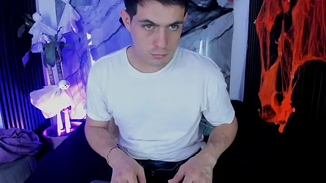 William Steel  online show from 10-25-25, 04:53