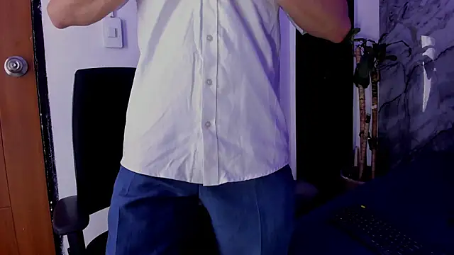 William Steel  online show from 11-11-25, 02:00