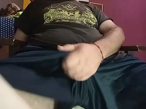 Snapshot of BabyBearMilk chatting on 04-20-26, 04:10 BabyBearMilk online show from 04-20-26, 04:10