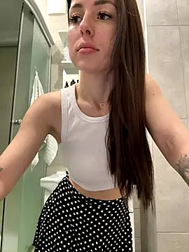 SakuraSara online show from 09-26-25, 04:16