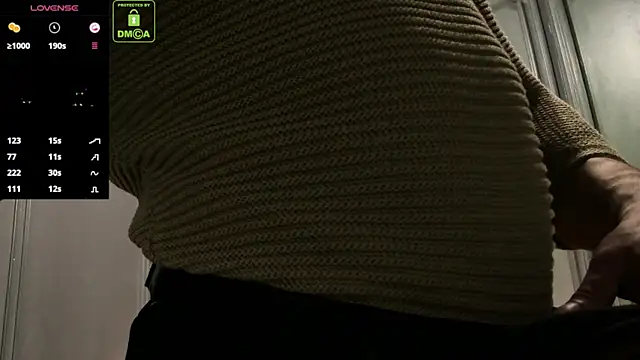 Snapshot of OliverSport chatting on 09-14-25, 10:47 OliverSport online show from 09-14-25, 10:47