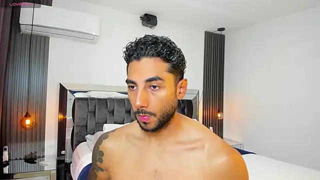 MARC THOMPSON  online show from 09-08-25, 04:28