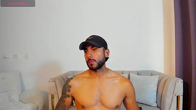 MARC THOMPSON  online show from 09-24-25, 03:59