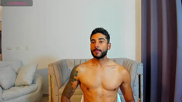 MARC THOMPSON  online show from 09-26-25, 03:05