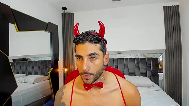 MARC THOMPSON  online show from 11-01-25, 12:56