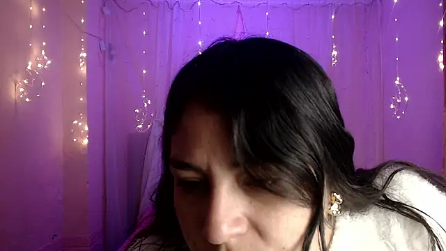 Aitana 200 online show from 09-20-25, 01:23