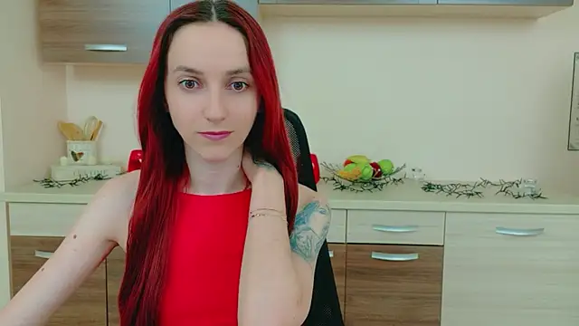 Julia Jae online show from 04-14-26, 05:46