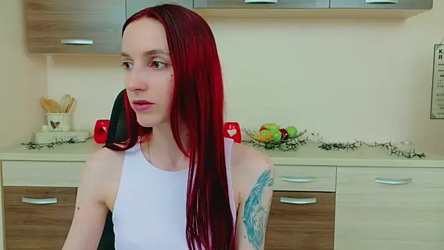 Julia Jae online show from 05-06-26, 06:30