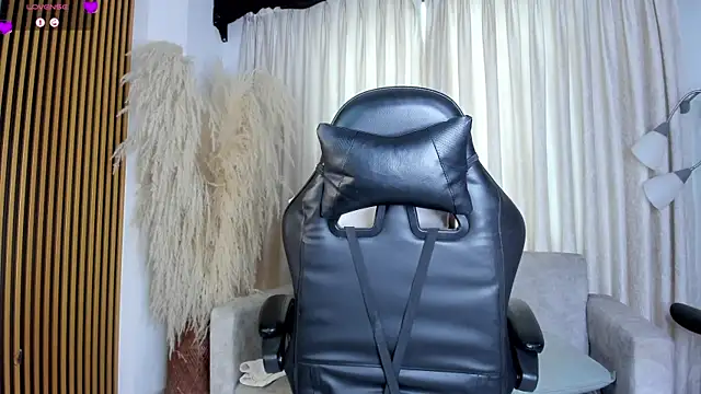 JulienSaint online show from 06-16-26, 11:46