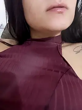 Snapshot of morgana0709 chatting on 09-21-25, 10:39 morgana0709 online show from 09-21-25, 10:39