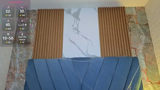 nathalia koch  online show from 10-24-25, 07:21