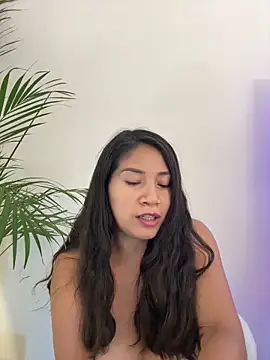 Ariana2017 online show from 05-09-26, 12:38
