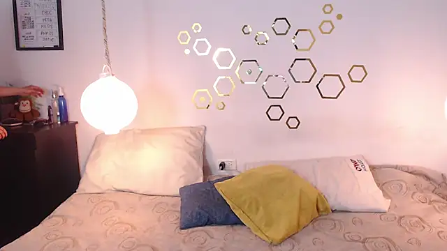 Provincute online show from 10-04-25, 01:58