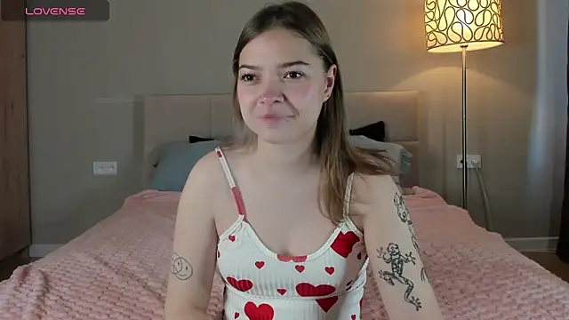 patriciapink online show from 10-12-25, 08:24