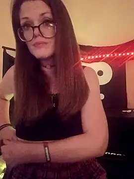 Snapshot of NovaVade chatting on 09-10-25, 10:10 NovaVade online show from 09-10-25, 10:10