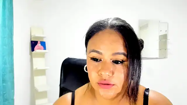 Snapshot of brent_rossy chatting on 11-22-25, 01:43 brent rossy online show from 11-22-25, 01:43