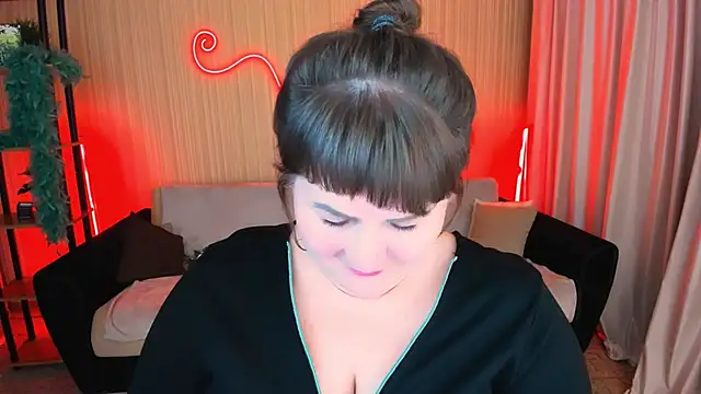 CrystaalStaar online show from 10-21-25, 08:31