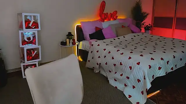 YourLovellyStory online show from 02-16-26, 11:39