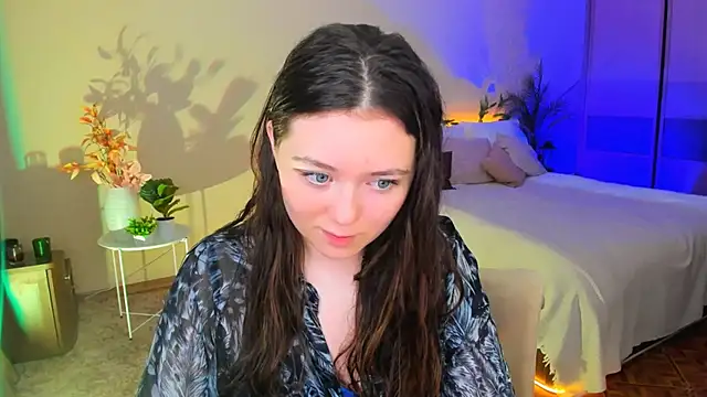 AlluringLookk online show from 11-29-25, 09:34