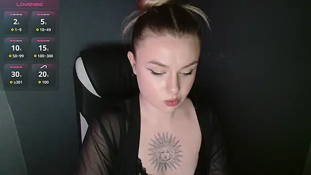 AngelicaHollywood online show from 11-12-25, 08:30