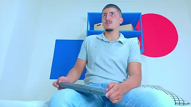 MrFox   online show from 09-22-25, 07:27