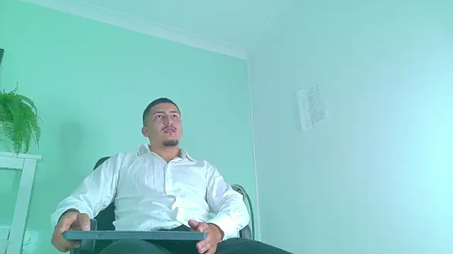 MrFox   online show from 10-02-25, 12:01