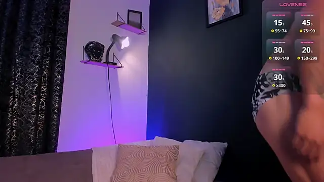 Snapshot of MarkSantozz chatting on 03-12-26, 07:09 MarkSantozz online show from 03-12-26, 07:09