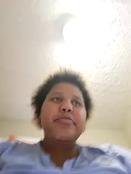 chocolate bella online show from 09-30-25, 08:25