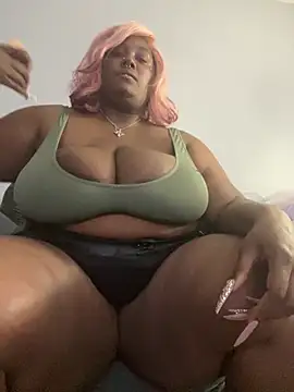 Cocomamii1 online show from 03-31-26, 12:56