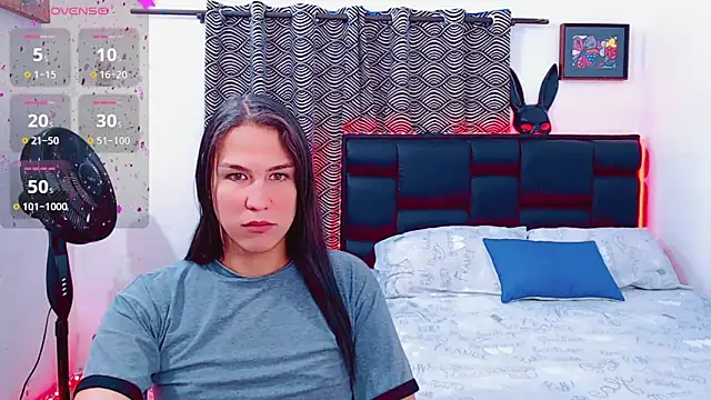 Snapshot of Azley_sweet chatting on 04-09-26, 01:16 Azley sweet online show from 04-09-26, 01:16