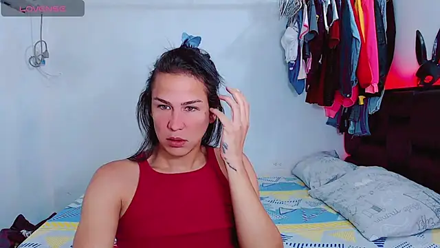 Snapshot of Azley_sweet chatting on 05-20-26, 02:12 Azley sweet online show from 05-20-26, 02:12