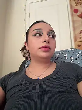 CharmingMaddie online show from 03-12-26, 07:31