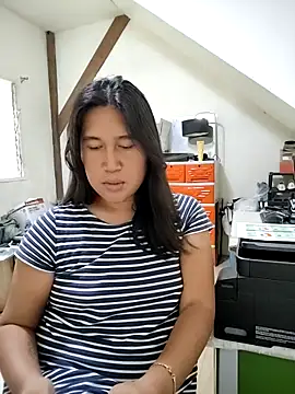 Snapshot of Romantic_Sabrina chatting on 09-26-25, 11:31 Romantic Sabrina online show from 09-26-25, 11:31