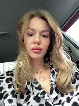 miss veroNika online show from 06-21-26, 04:15