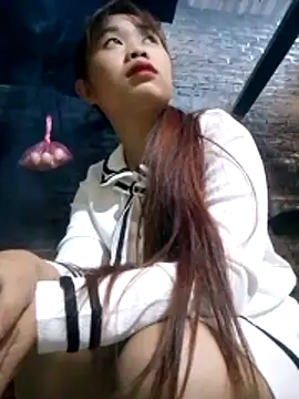 Snapshot of PhayPhay123 chatting on 10-19-25, 12:11 PhayPhay123 online show from 10-19-25, 12:11