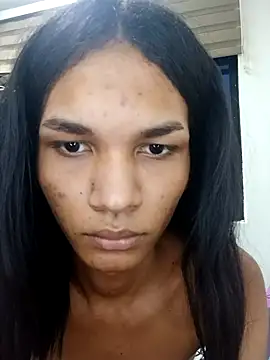 Snapshot of Barbie2005 chatting on 03-27-26, 05:24 Barbie2005 online show from 03-27-26, 05:24