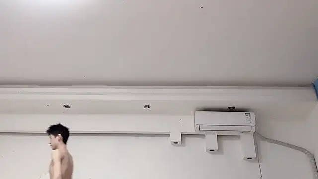 xiaojie2563 online show from 09-13-25, 11:43