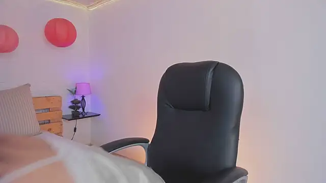 Snapshot of salem_sp chatting on 09-24-25, 03:59 salem sp online show from 09-24-25, 03:59