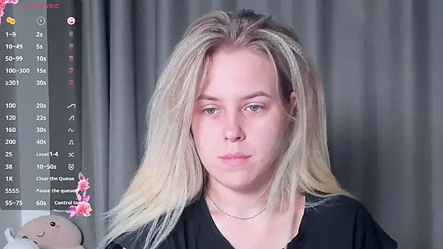 AngelAnty online show from 10-30-25, 03:02