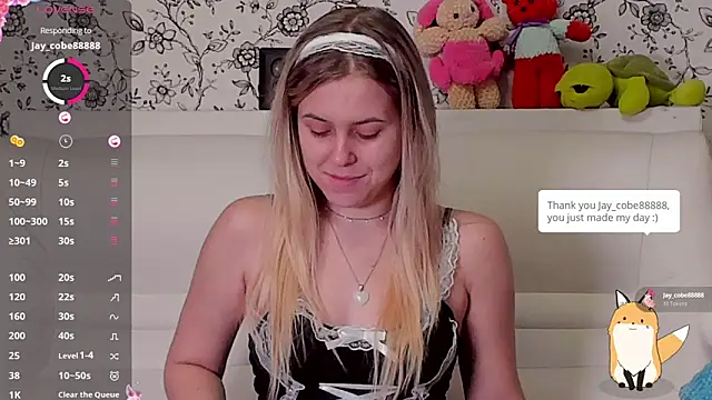 AngelAnty online show from 11-28-25, 01:47