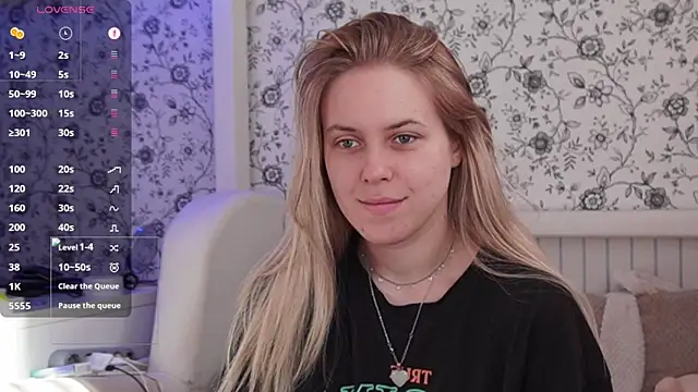 AngelAnty online show from 05-01-26, 02:10