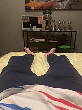 Zizibeaugoss online show from 12-21-25, 09:00