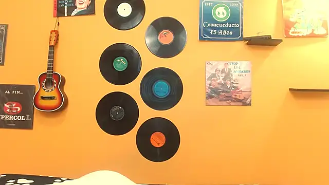 meisevil77 online show from 09-10-25, 03:28