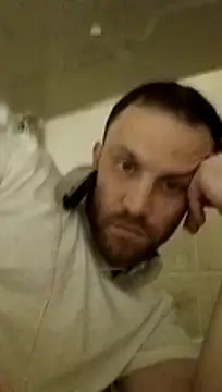 Snapshot of Zig97495 chatting on 10-19-25, 06:47 Zig97495 online show from 10-19-25, 06:47