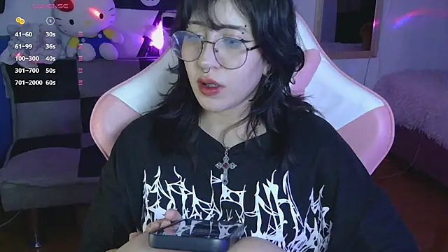 Snapshot of Hachiko_Love chatting on 07-02-26, 12:10 Hachiko Love online show from 07-02-26, 12:10