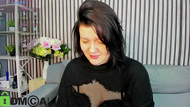 Michele Greenn online show from 10-17-25, 01:09