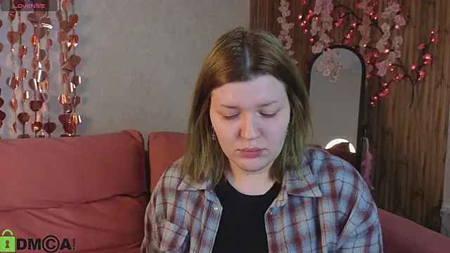 Snapshot of Michele_Greenn chatting on 02-16-26, 12:18 Michele Greenn online show from 02-16-26, 12:18